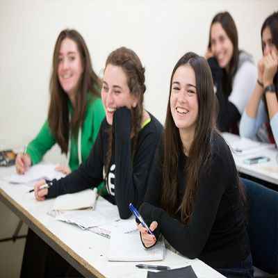 چرا زبان آموزان موسسه تومر ترکیه  را برمی گزینند