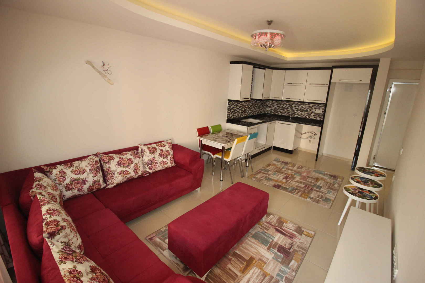 آپارتمان یک خوابه فروشی در آلانیا محمودلار با فاصله 450 متری از ساحل